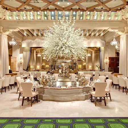 The Drake Hotel Chicago Bagian luar foto