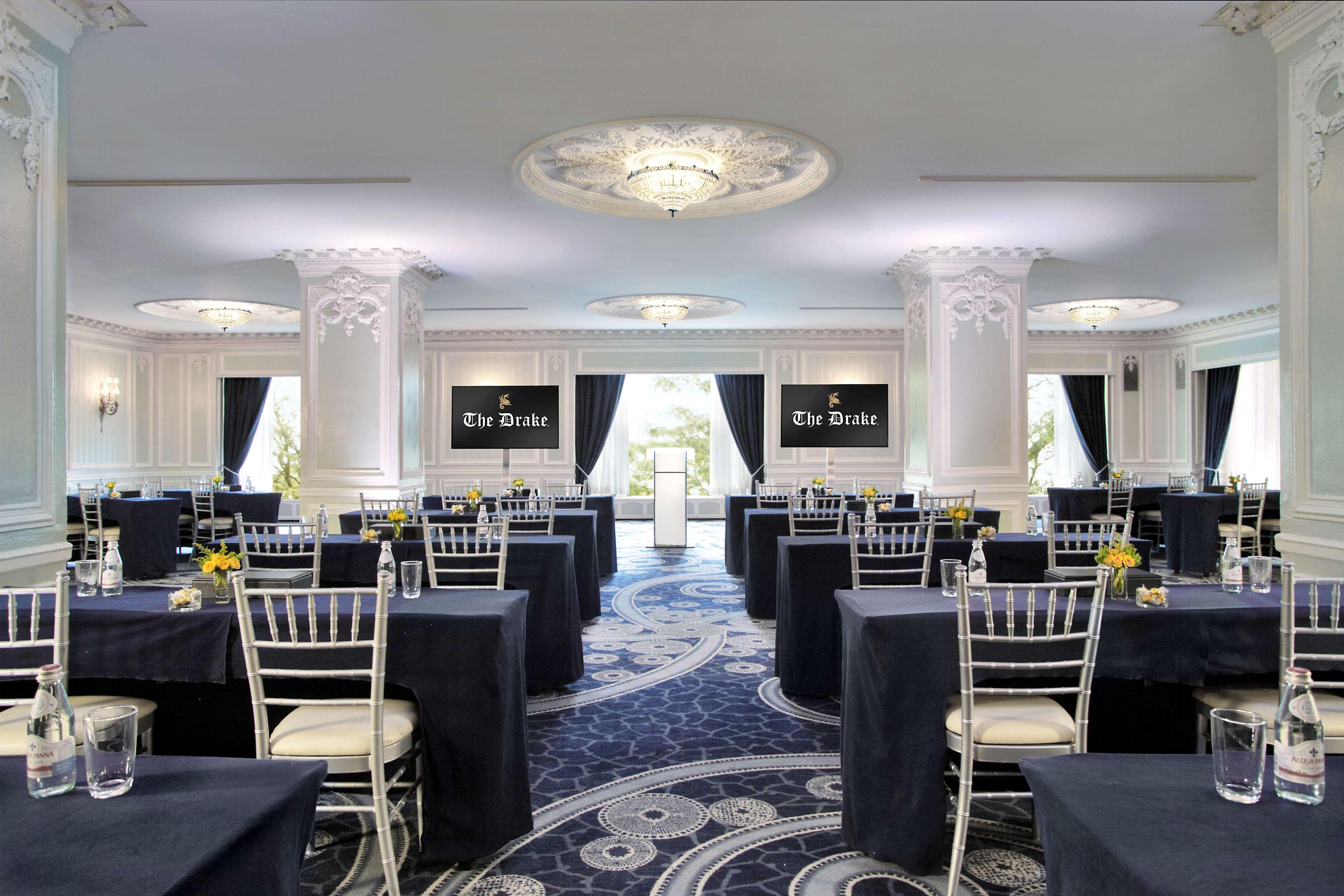 The Drake Hotel Chicago Bagian luar foto