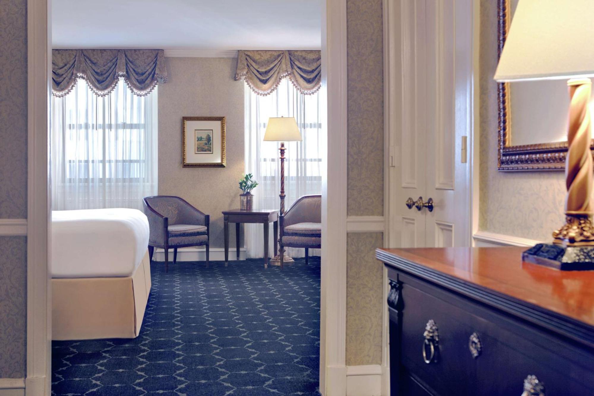 The Drake Hotel Chicago Bagian luar foto